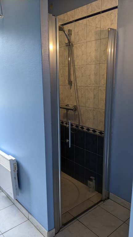 Douche à l'italienne