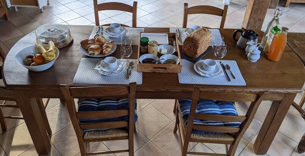 Le petit déjeuner maison : le repas le plus important de la journée paraît-il... Abordable, varié, riche et convivial !